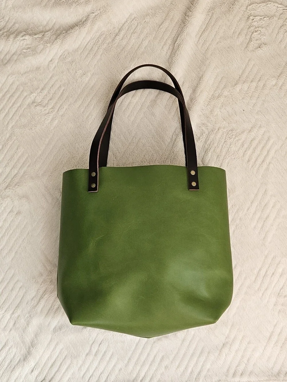 Unicorn/ Rare Portland Leather Goods Classic Leather Tote Bag In Green Apple